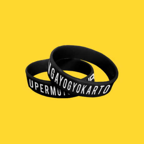 Gelang-Karet-Ruang-Order-Tempat-Pembuatan-Apparel-dan-Merchandise-Murah-di-Yogyakarta-Semarang-Surabaya